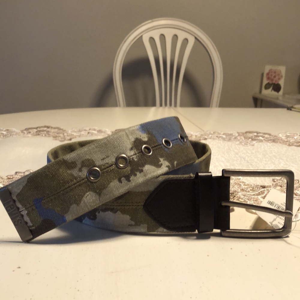 NEW Levi's Camo Leather & Canvas  Belt - Size XL